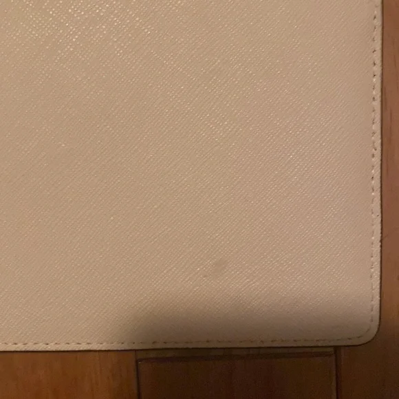 Kate Spade Light Pink pouch with Gold Accents - Picture 6 of 8